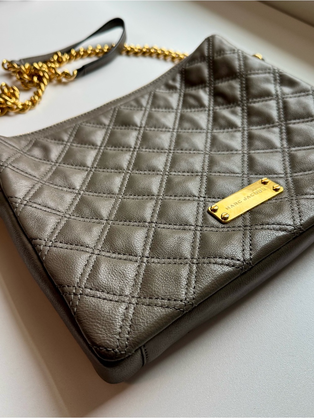 Marc by Marc Jacobs Classic Q Quilted Leather Crossbody bag / Tablet Case - Picture 1 of 6